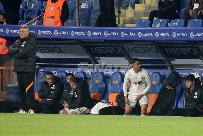 Galatasarayda Mostafa Mohamedden şok tepki