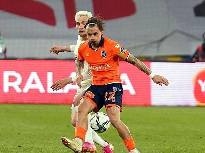Başakşehir - Galatasaray maçını Fanatik yazarları değerlendirdi