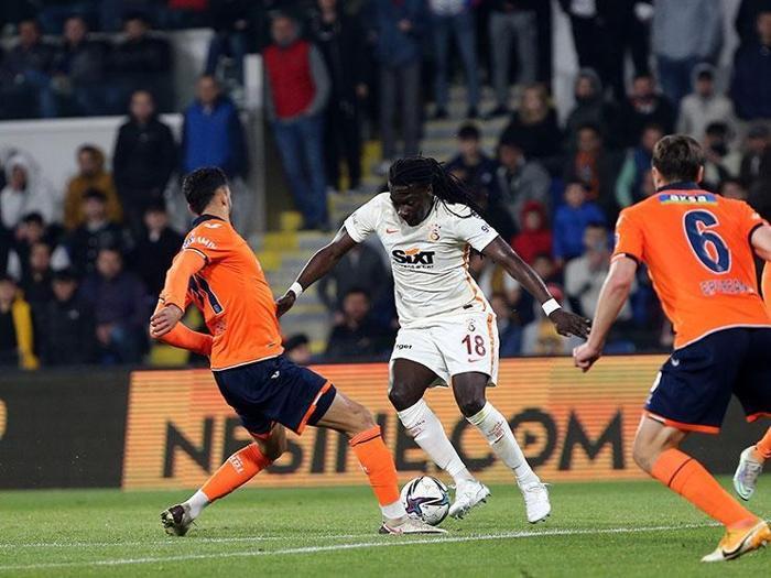 Başakşehir - Galatasaray maçını Fanatik yazarları değerlendirdi