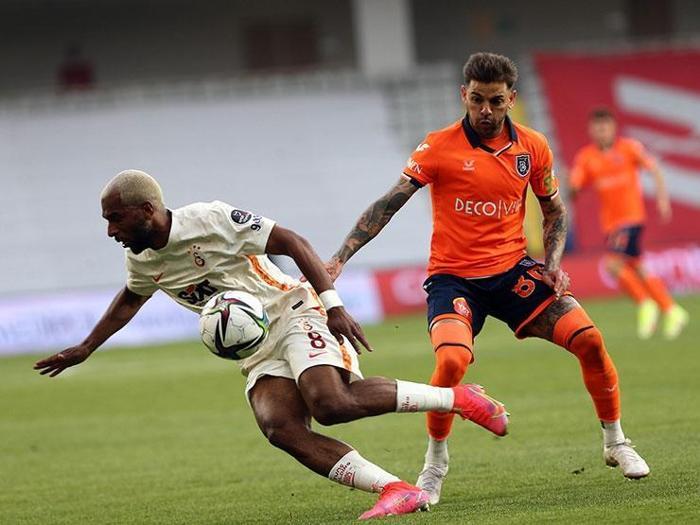 Başakşehir - Galatasaray maçını Fanatik yazarları değerlendirdi