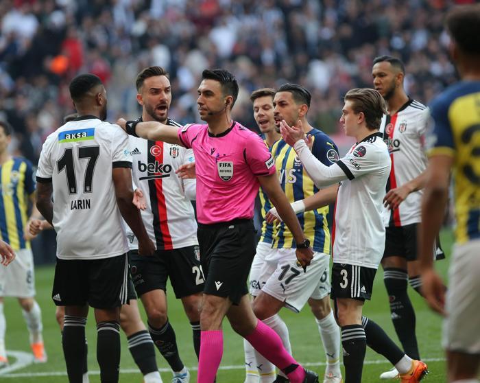 Beşiktaş - Fenerbahçe debisinin her anı gerilim