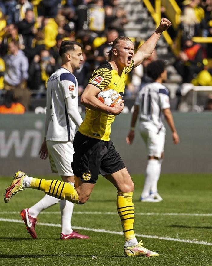 Erling Haaland Manchester Cityle anlaştı