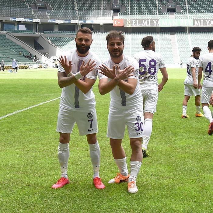Şampiyon yapanlar, ligde tutanlar... TFF 2. Ligi kasıp kavuran o isimler (2021-2022 sezonu)