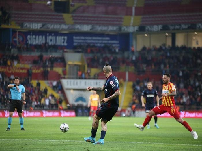 Kayserispor - Trabzonspor Ziraat Türkiye Kupası yarı final maçını Fanatik yazarları değerlendirdi