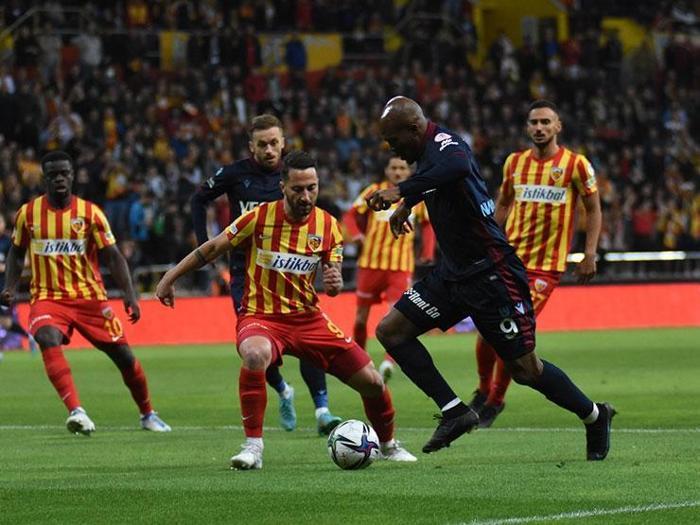 Kayserispor - Trabzonspor Ziraat Türkiye Kupası yarı final maçını Fanatik yazarları değerlendirdi