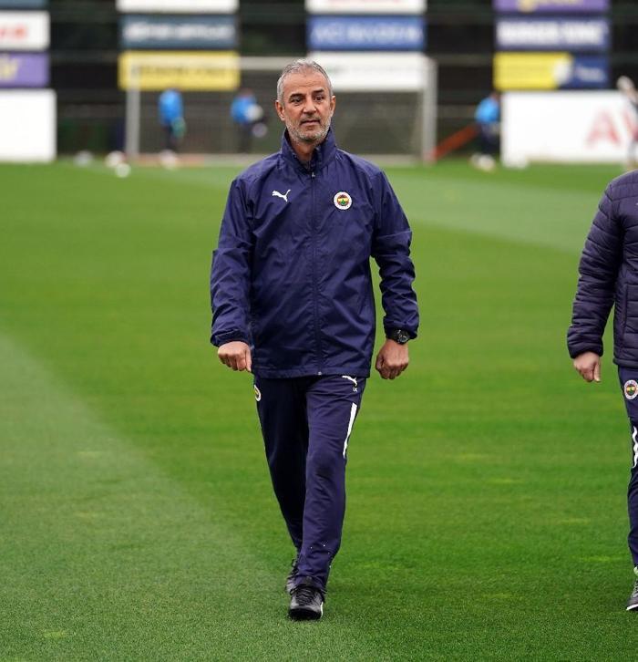 Son dakika transfer haberi Fenerbahçeden Galatasaraya tarihi çalım