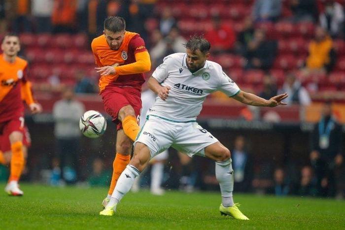 Son dakika transfer haberi Fenerbahçeden Galatasaraya tarihi çalım