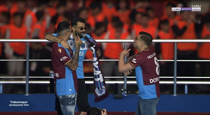 İşte Trabzonsporun şampiyonluk forması Uğurcan Çakır ve Dorukhan Toközden muhteşem performans