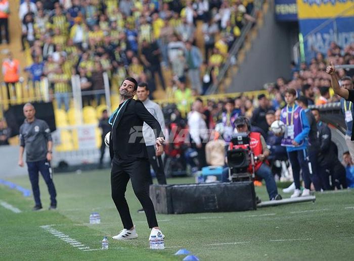 Fenerbahçe - Karagümrük maçından kareler Volkan Demirel fırtınası