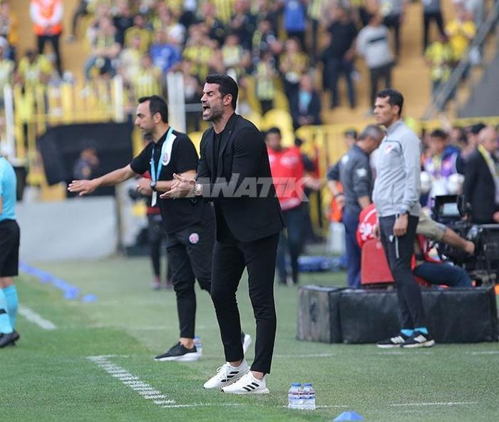 Fenerbahçe - Karagümrük maçından kareler Volkan Demirel fırtınası