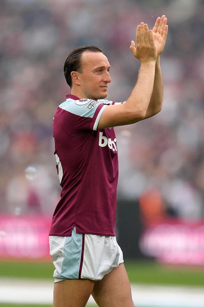 West Ham Unitedın kaptanı Mark Nobleın duygusal vedası