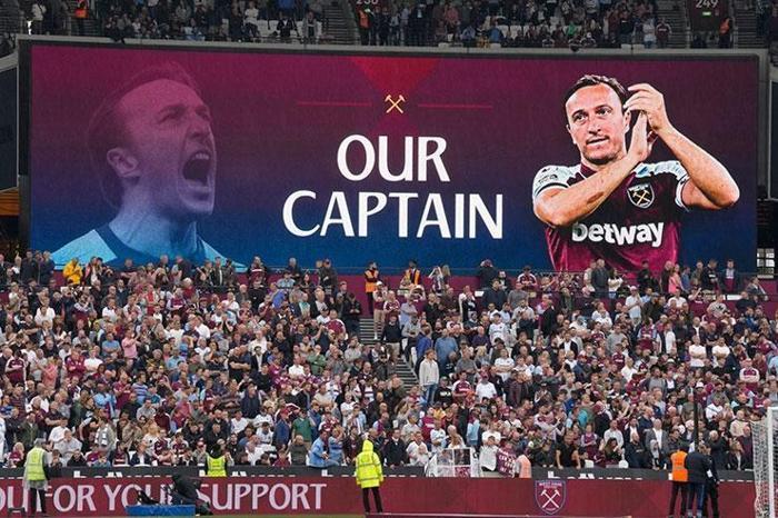 West Ham Unitedın kaptanı Mark Nobleın duygusal vedası
