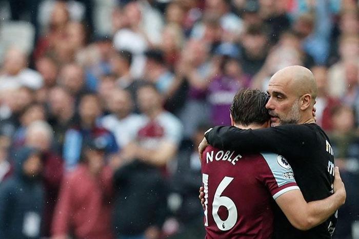 West Ham Unitedın kaptanı Mark Nobleın duygusal vedası