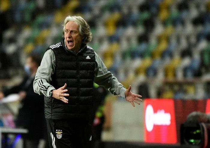 Fenerbahçeden transferde ters köşe Gelmeye hazır