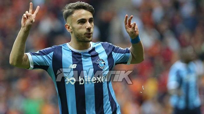 Yunus Akgünden Galatasaray ağlarına 3. gol Sevinmedi, taraftar alkışladı...