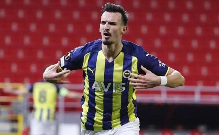 Biletleri kesildi Fenerbahçede yaprak dökümü