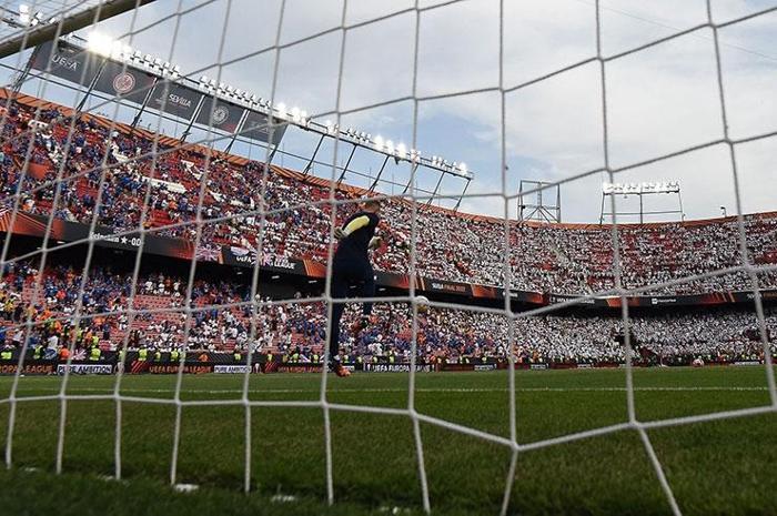 Avrupa Ligi Finalinde tribünler göz kamaştırdı Muhteşem görüntüler
