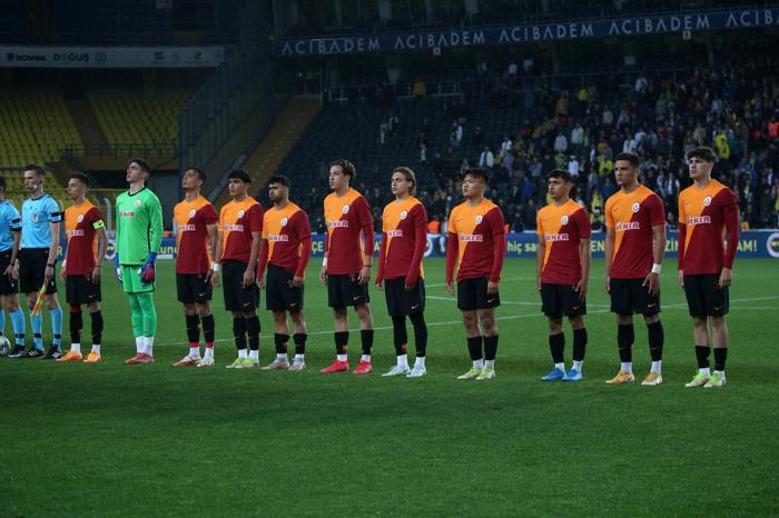 Galatasarayın parlayan yıldız adayları Kadıköyde dikkat çeken isimler...