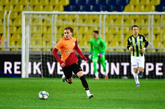 Galatasarayın parlayan yıldız adayları Kadıköyde dikkat çeken isimler...