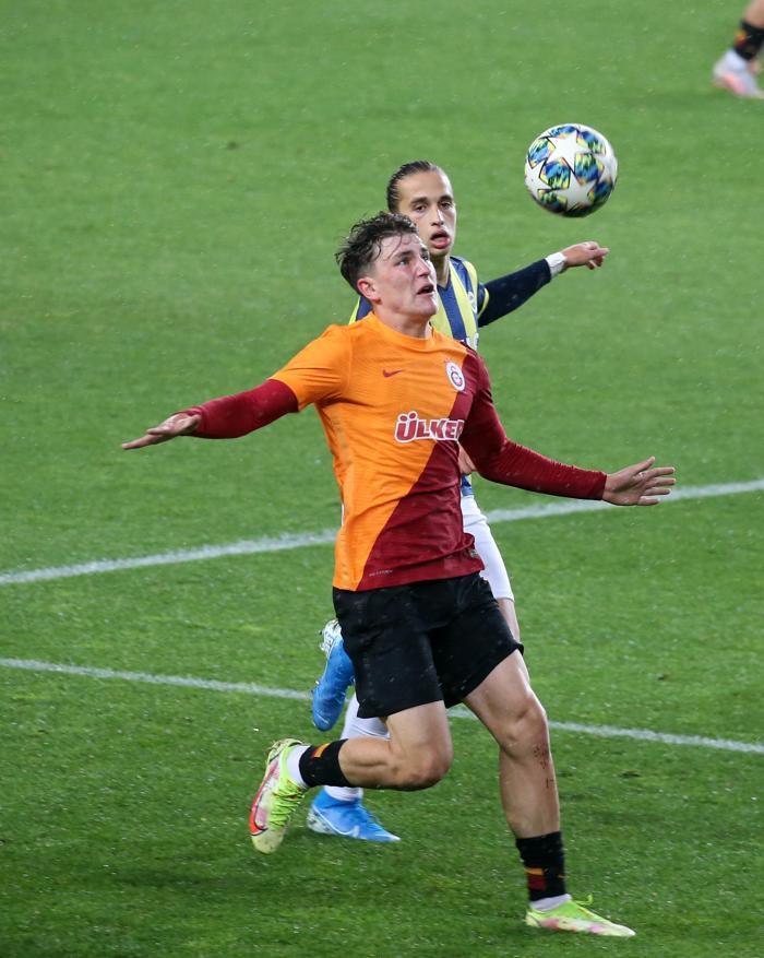 Galatasarayın parlayan yıldız adayları Kadıköyde dikkat çeken isimler...