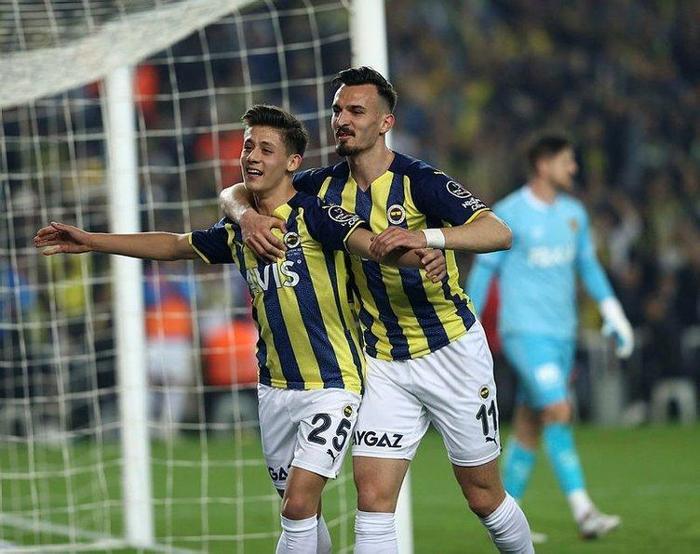 Son dakika haberi Cenk Tosundan flaş Arda Güler sözleri