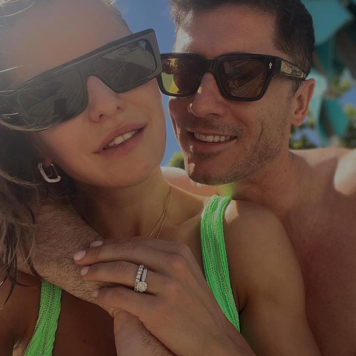 Tatil için Türkiyeyi seçen Lewandowskiye Antalyaspor forması
