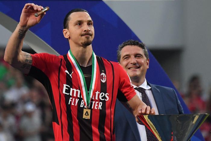 11 yıl sonra Milan şampiyon oldu Zlatan Ibrahimovic kutlamalara damga vurdu