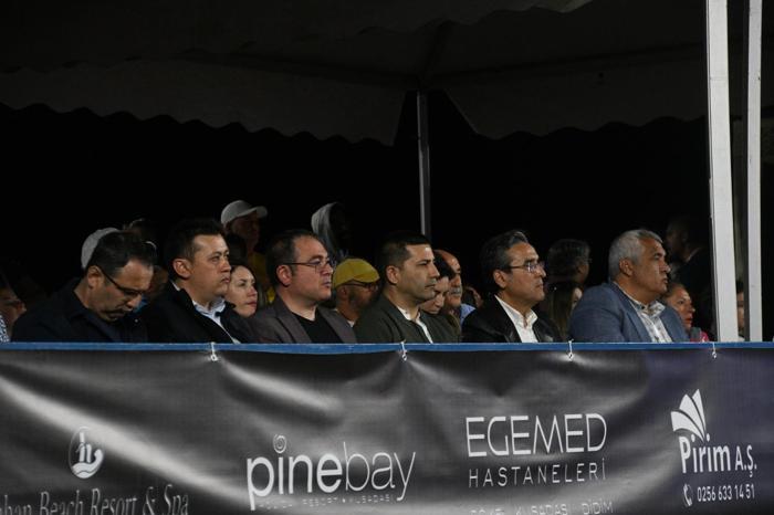 Plaj voleybolunda İsveç ve ABD zirvede