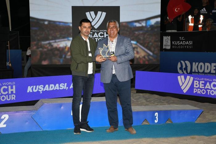 Plaj voleybolunda İsveç ve ABD zirvede
