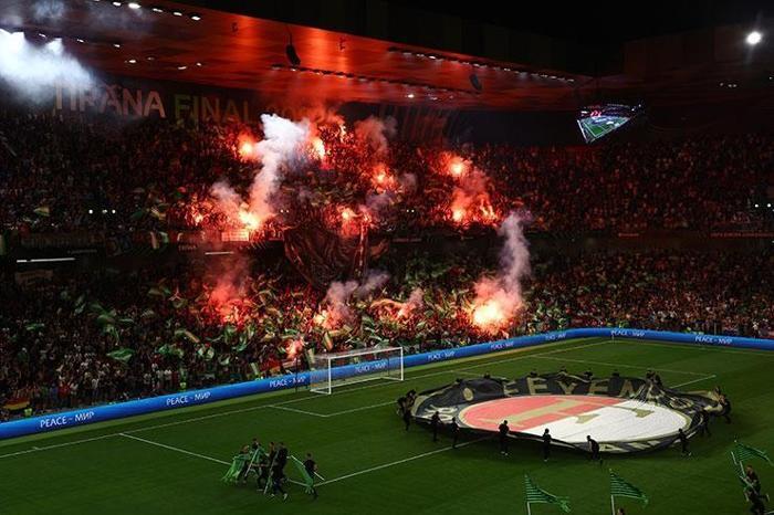 Avrupa Konferans Ligi Finalinden renkli kareler Taraftarlardan büyük coşku