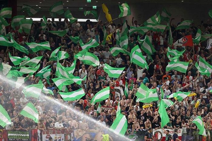 Avrupa Konferans Ligi Finalinden renkli kareler Taraftarlardan büyük coşku