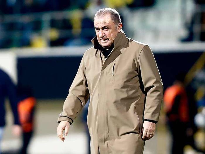 Galatasarayda Alanyaspor maçında Fatih Terim çılgına döndü