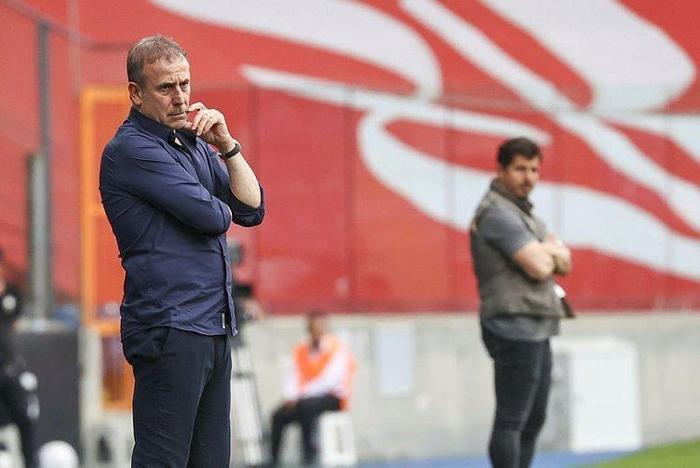 Son dakika Trabzonspora dünya yıldızı stoper