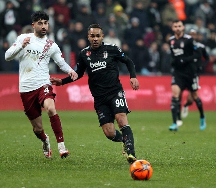 Beşiktaşa piyango Yıldız futbolcuya transfer teklifi geldi