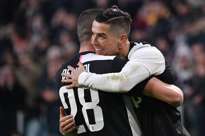 Cristiano Ronaldo golleri Merih Demiralla kutladı