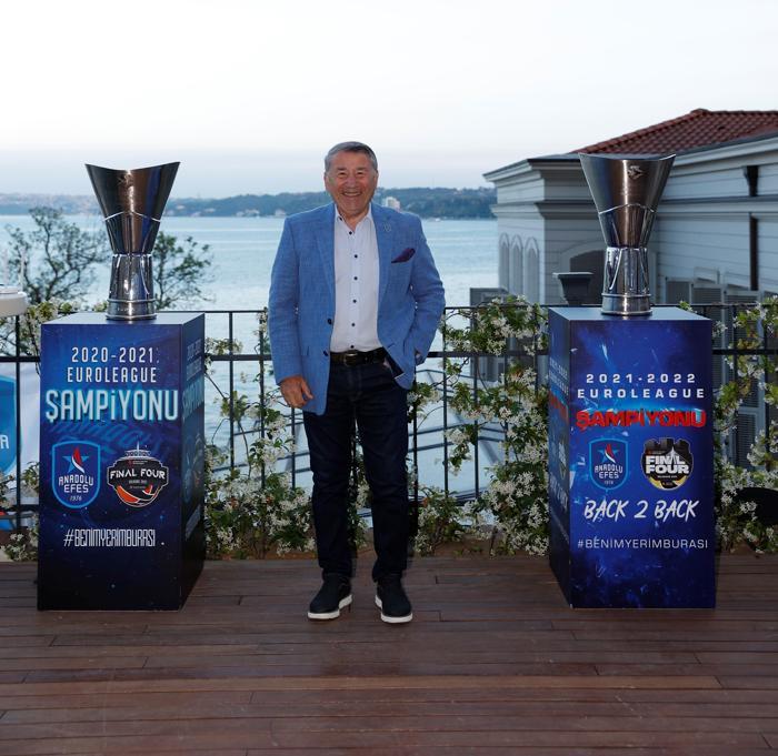 Anadolu Efes, Euroleague şampiyonluğunu İstanbulda kutladı