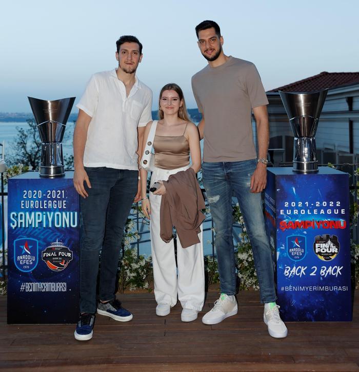 Anadolu Efes, Euroleague şampiyonluğunu İstanbulda kutladı