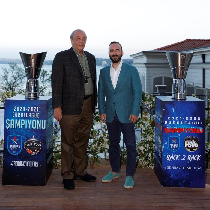 Anadolu Efes, Euroleague şampiyonluğunu İstanbulda kutladı
