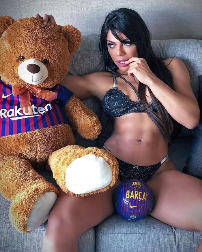Suzy Cortezden Pique ve Shakira itirafı