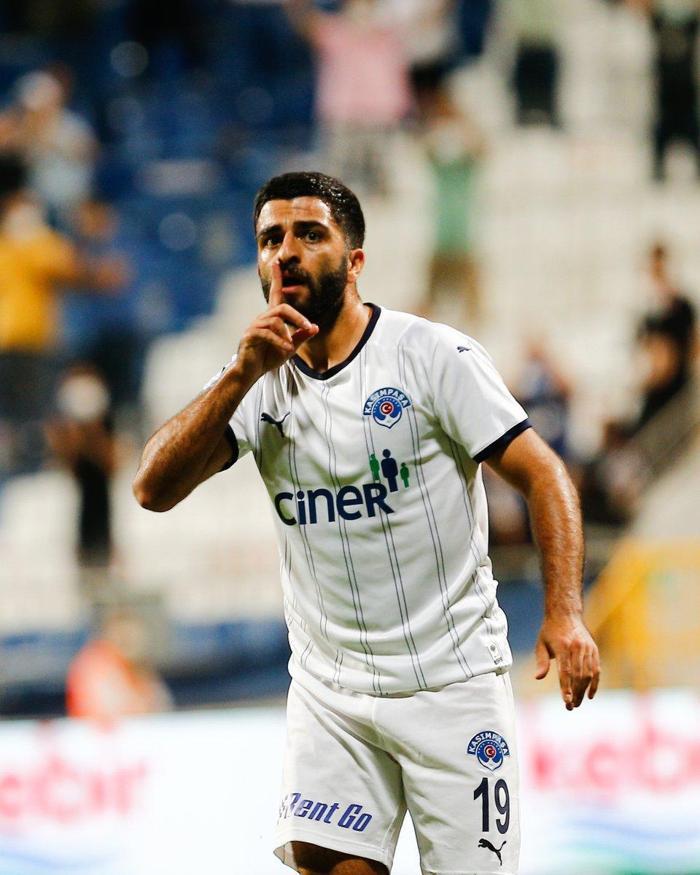 Son dakika Galatasarayın gündemindeki Umut Bozoktan flaş transfer açıklaması