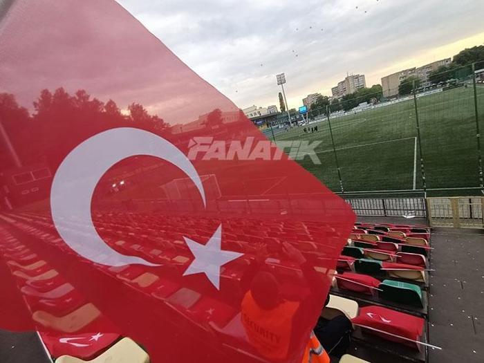Milli Takıma taraftar desteği Yalnız bırakmadılar