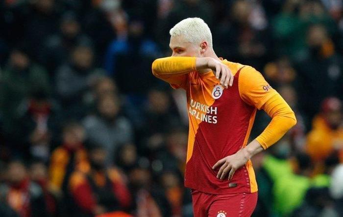 Son dakika Galatasaray transfer haberi Marcaodan sonra Nelssona kanca
