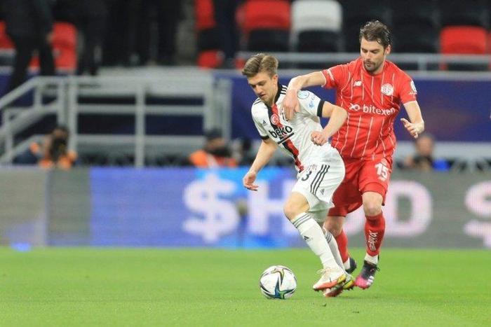 Beşiktaşta flaş ayrılık İşte yıldız oyuncunun yeni takımı