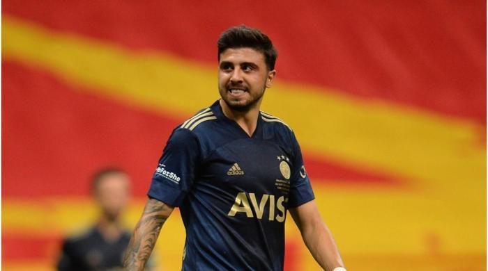 Son dakika Acun Ilıcalı, Fenerbahçeden Ozan Tufanın Hull Cityye transferini doğruladı