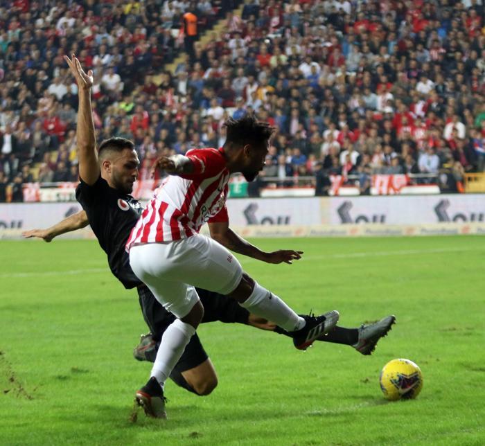 Fanatik yazarlarının Antalyaspor - Beşiktaş maçı yorumları