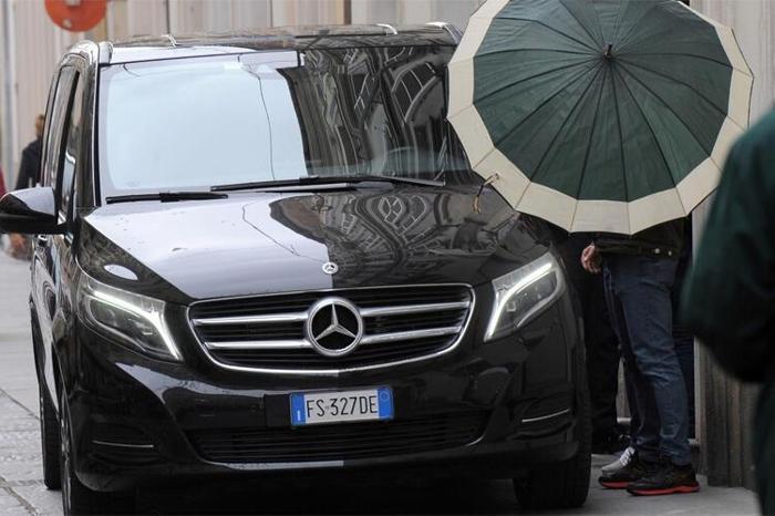 Ronaldonun sevgilisi Georgina Rodriguezin alışverişi olay oldu