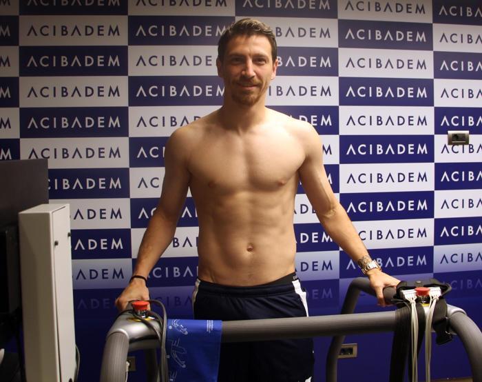 Son dakika Fenerbahçe haberi Sarı lacivertlilerde yeni sezon başlıyor Futbolcular sağlık kontrollerinden geçti