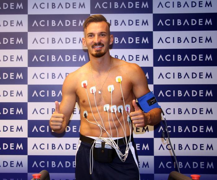 Son dakika Fenerbahçe haberi Sarı lacivertlilerde yeni sezon başlıyor Futbolcular sağlık kontrollerinden geçti