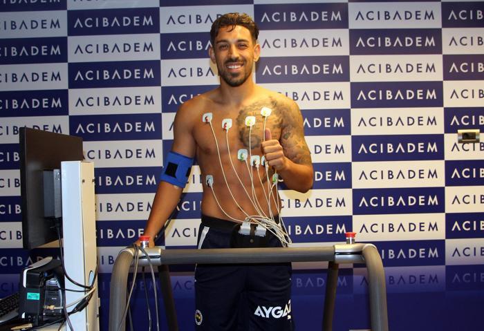 Son dakika Fenerbahçe haberi Sarı lacivertlilerde yeni sezon başlıyor Futbolcular sağlık kontrollerinden geçti