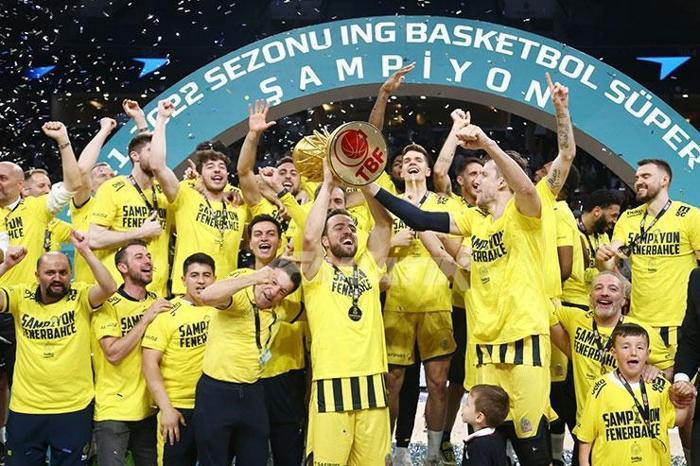 Fenerbahçe Bekoda şampiyonluk coşkusu